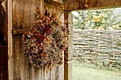 Stang-End-wreath-Angela-Waites
